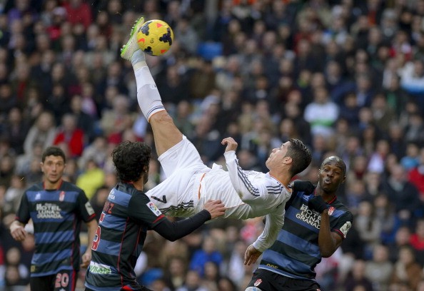 hinh anh Ronaldo cu sut dep