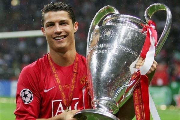 hinh anh Ronaldo voi champions