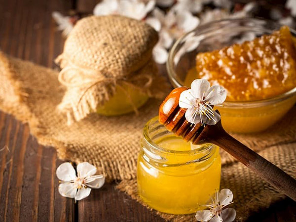 Cách uống mật ong để tăng cân