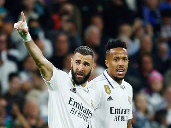Los Blancos là gì
