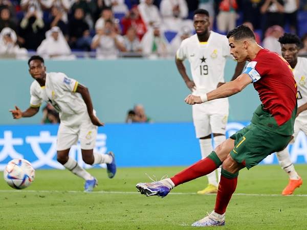 Cristiano Ronaldo - 117 triệu euro