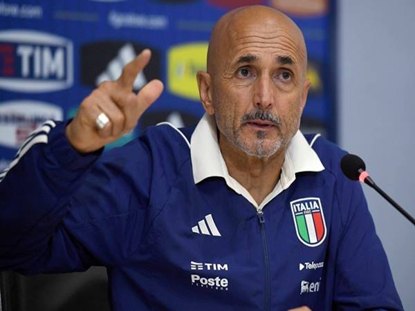 Luciano Spalletti là ai? Ông đang huấn luyện đội tuyển nào?