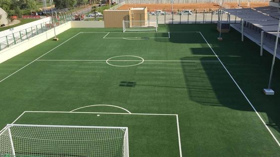 Kích thước sân bóng đá ngoài trời