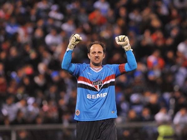 Thủ môn ghi bàn nhiều nhất thế giới: Rogério Ceni