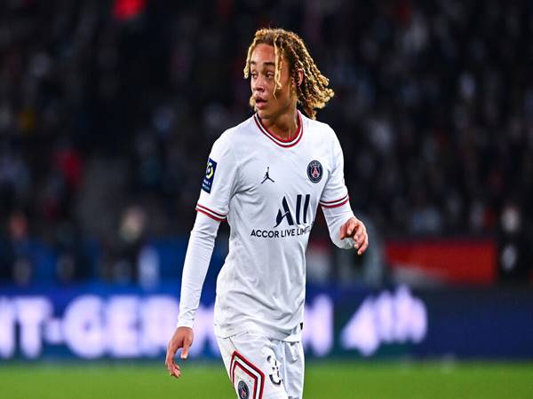 Xavi Simons trong màu áo PSG 
