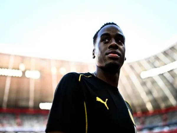 BĐ Đức: Sếp Dortmund xác nhận Gittens chưa chốt tương lai