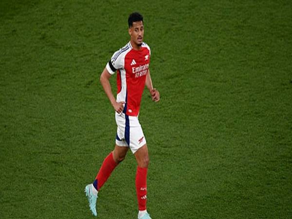 Tin bóng đá: Saliba chấp nhận giảm lương để đến Real Madrid