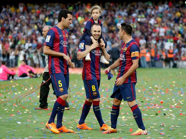Top tiền vệ Barca vĩ đại nhất trong lịch sử câu lạc bộ