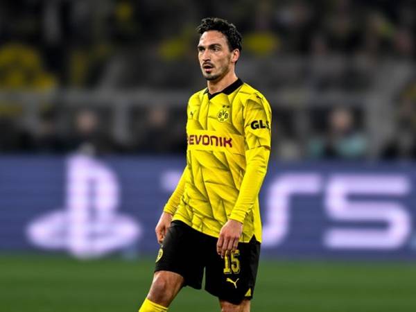 Trung vệ Dortmund