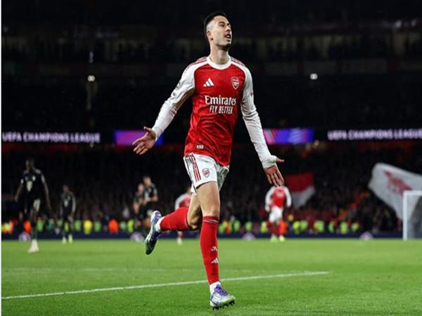 Tin Arsenal: Gabriel Martinelli tiếp tục ghi bàn