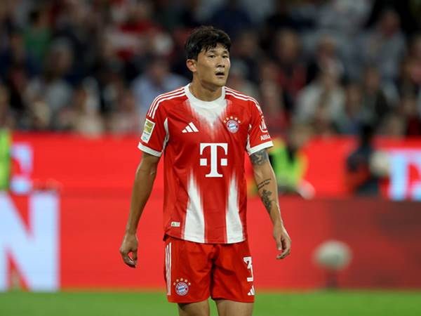 Tin bóng đá: Kim Min-jae có thể ra mắt Ngoại Hạng Anh