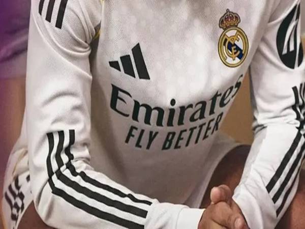 Tin Real Madrid: CLB tính thu 300 triệu euro/năm từ áo đấu