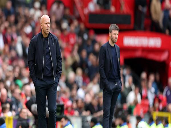 Tin Liverpool: HLV Arne Slot bức xúc sau trận thua Man United